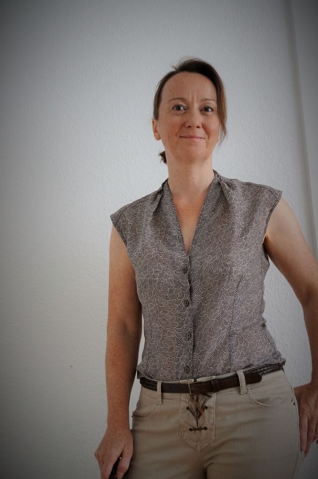 Burda 9/2011, Modell 128, Bluse