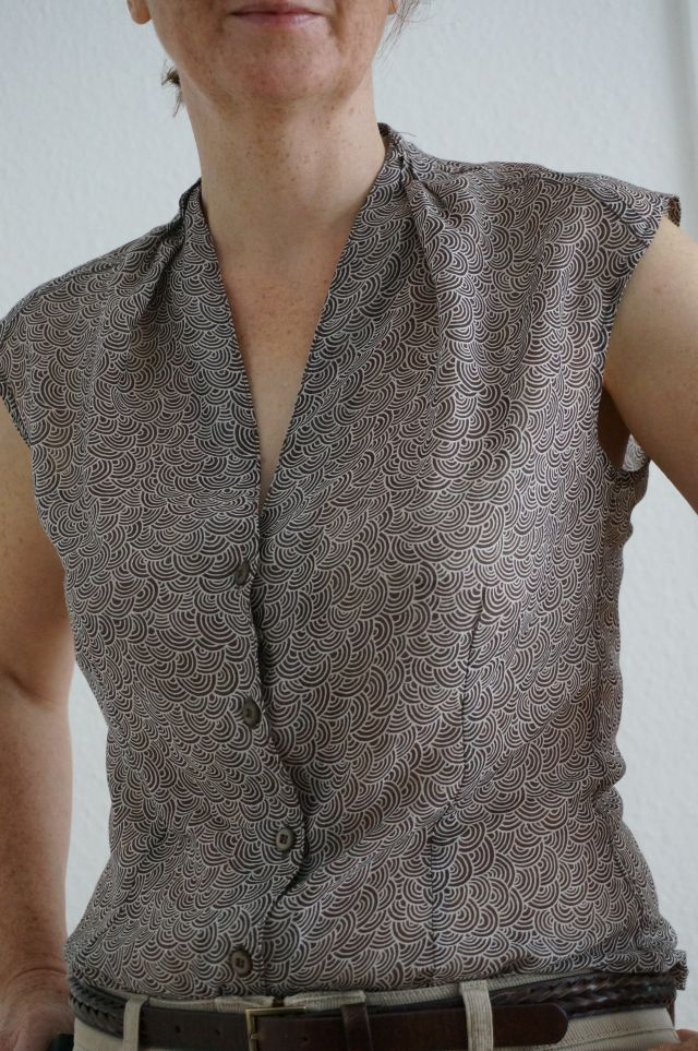 Burda 9/2011, Modell 128, Bluse