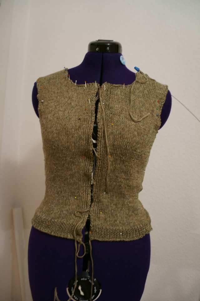 Strickjacke-schilffarben